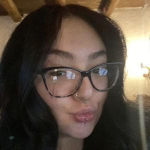 Meet your Posher, Aurelia